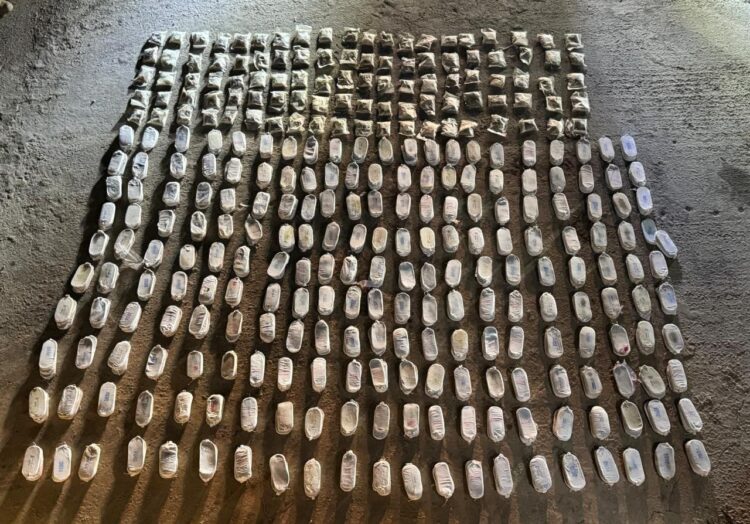 Jordanian forces seized a large number of narcotics after Syrian smugglers attempted to cross the border. (Photo: Jordanian Armed Forces)