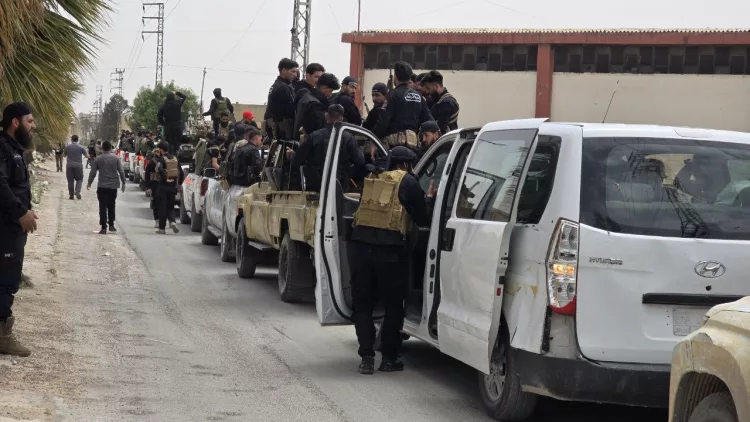 General Security forces deploy toward Sahnaya, 30 April 2025. (Photo: Levant24/Twitter)
